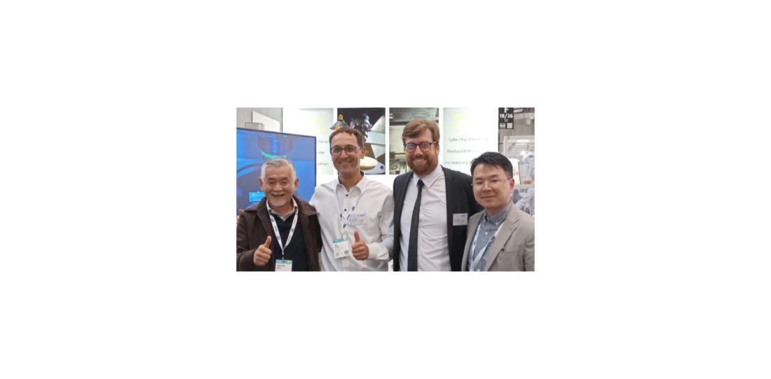 5축솔루션X와 VibroCut 파트너십 체결 기념 사진